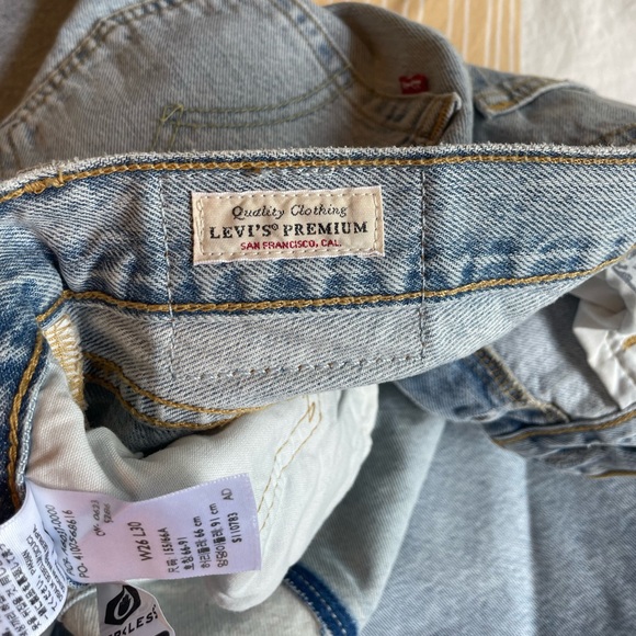 Levi’s 501 ‘90s Freehand Folk Jeans - Picture 5 of 6